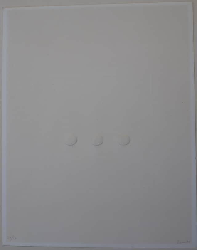 Artwork: 3 ovali bianchi