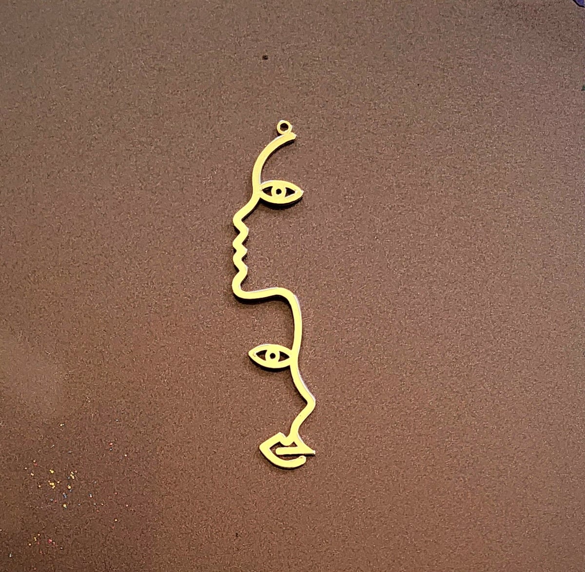 Artwork: "Golden Profile", 3D, Miniature and Small-Scale Paintings, Minimalism and Contemporary Minimalist Pop and Contemporary Pop, Minimalism and Contemporary Minimalist, Surrealistic, Cultural Commentary