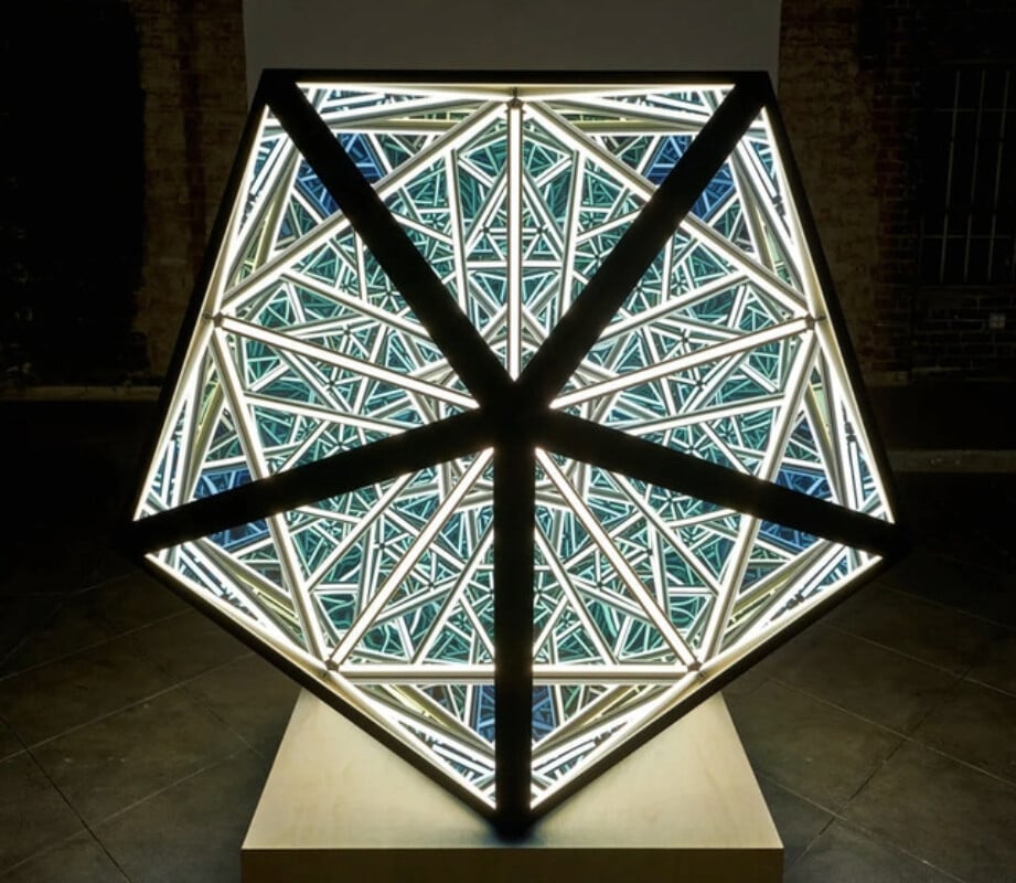 Artwork: ICOSAHEDRON 60"